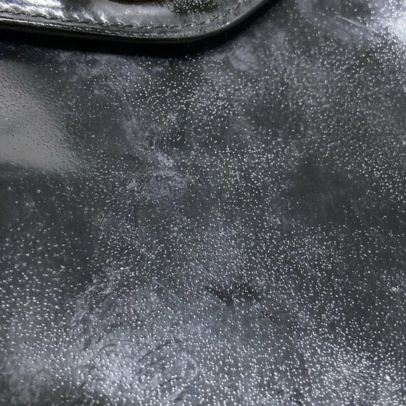 Auth CHANEL - A05572 Black Patent Leather Shoulder Bag - Picture 15 of 16